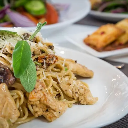 Island Boutique 라르나카