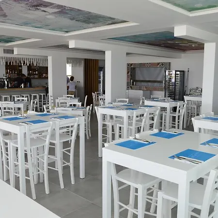 Island Boutique Hotell 4*