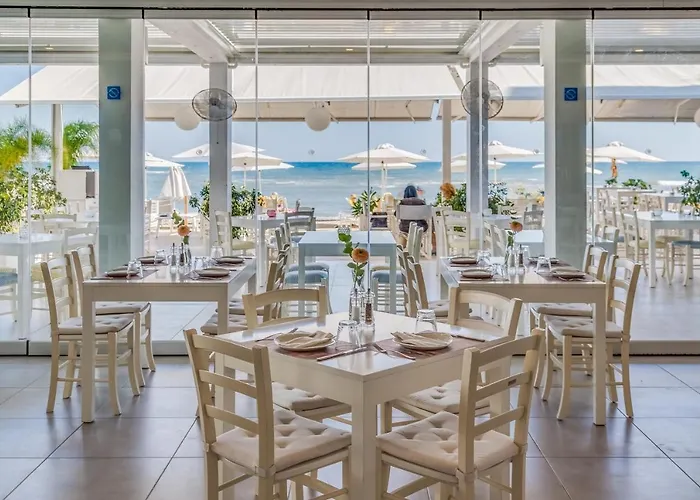 Island Boutique Отель 3*