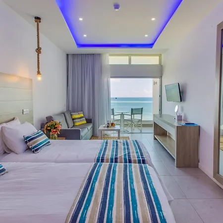 فندق آيلاند البوتيكي لارنكا