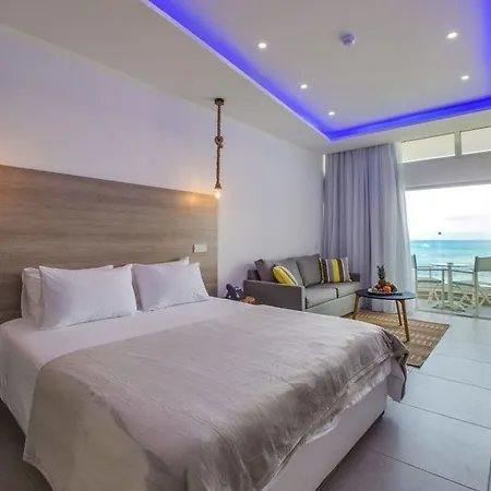 Island Boutique 3*